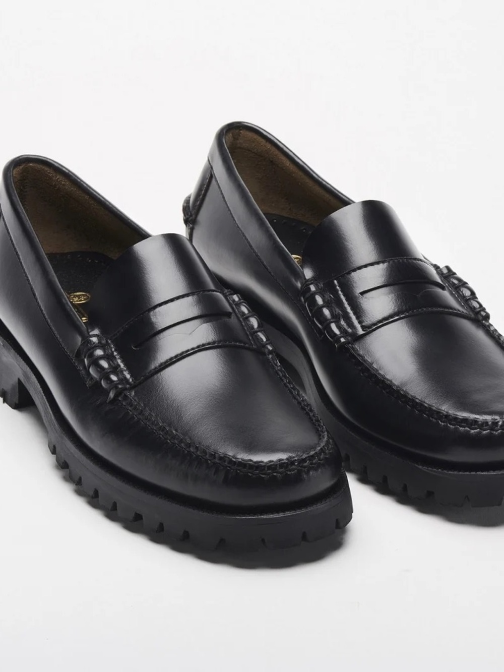 Sebago Black Dan Lug Women’s Loafer 38 (7.5)